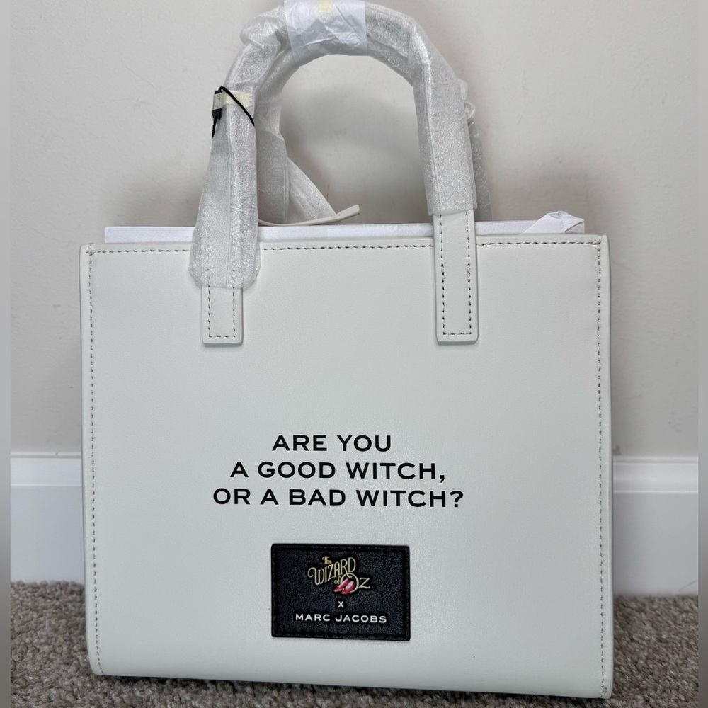 NWT Marc Jacobs x ‘The Wizard of Oz’ Glinda the Good Witch Leather Grind Tote - Picture 3 of 8